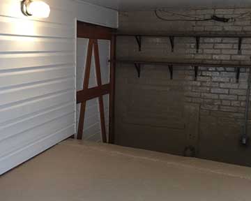 Garage Interior traditional